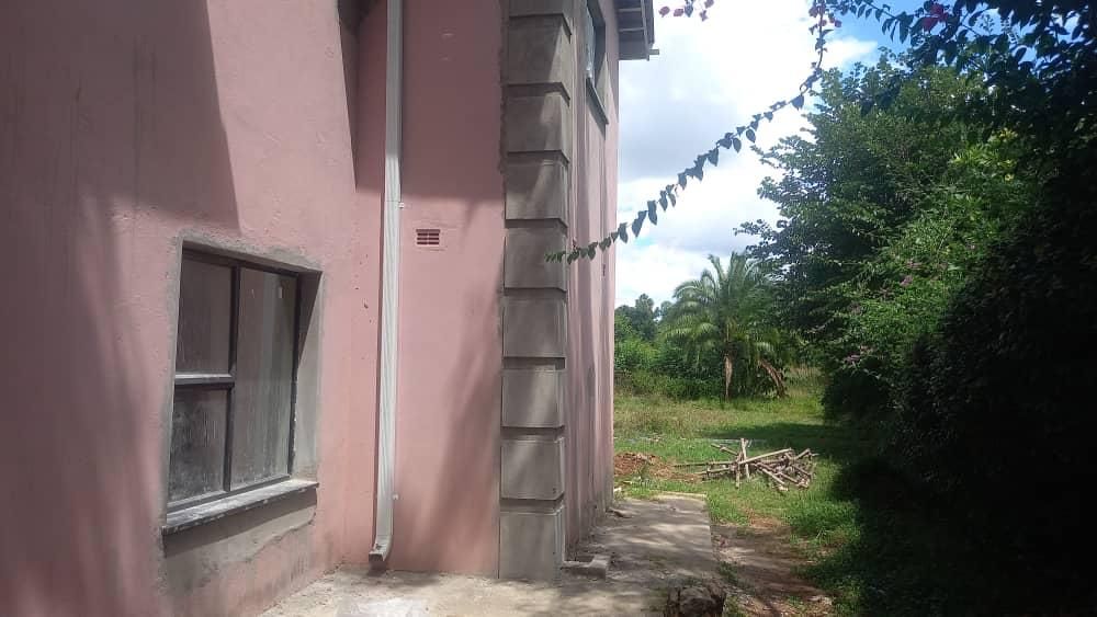 5 Bedroom House for Sale in Mount Pleasant 