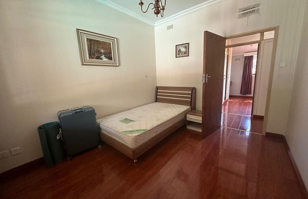5 Bedroom House for Sale in Old Mount Pleasant