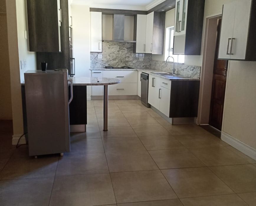5 Bedroom House for Sale in Vainona 