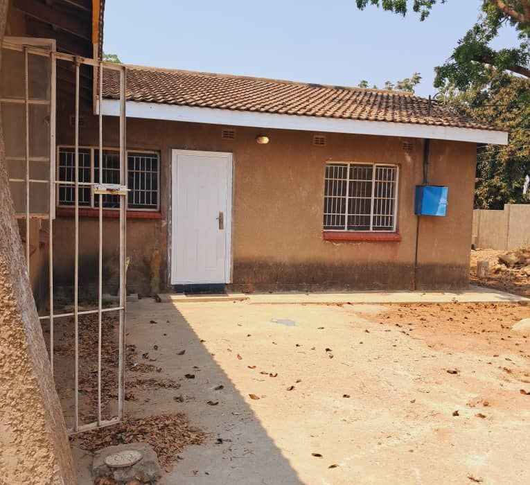 5 Bedroom House for Sale in Zimre Park 
