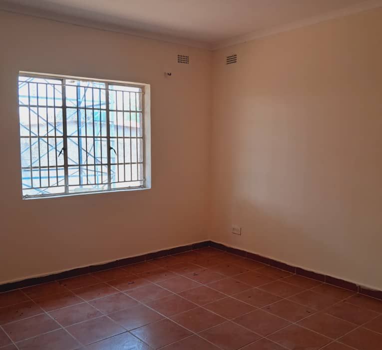 5 Bedroom House for Sale in Zimre Park 