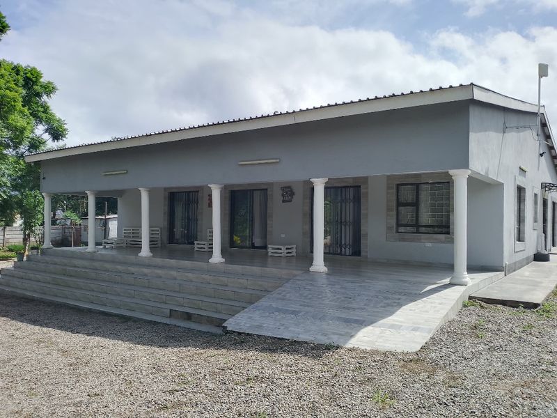 5 Bedroom House for Sale in Hillside, Bulawayo 