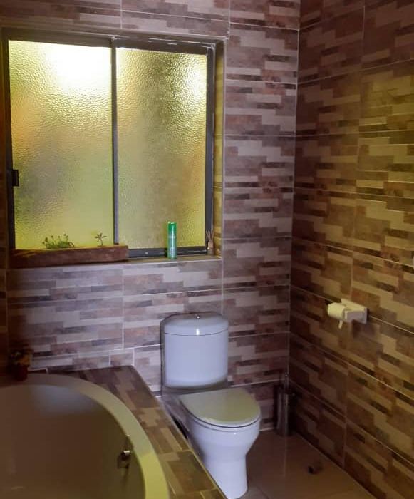5  Bedroom House in Glewtin Park for Sale
