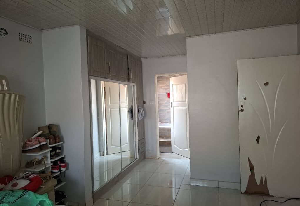 5 Bedroom House in Granary, Phase 3 for Sale 