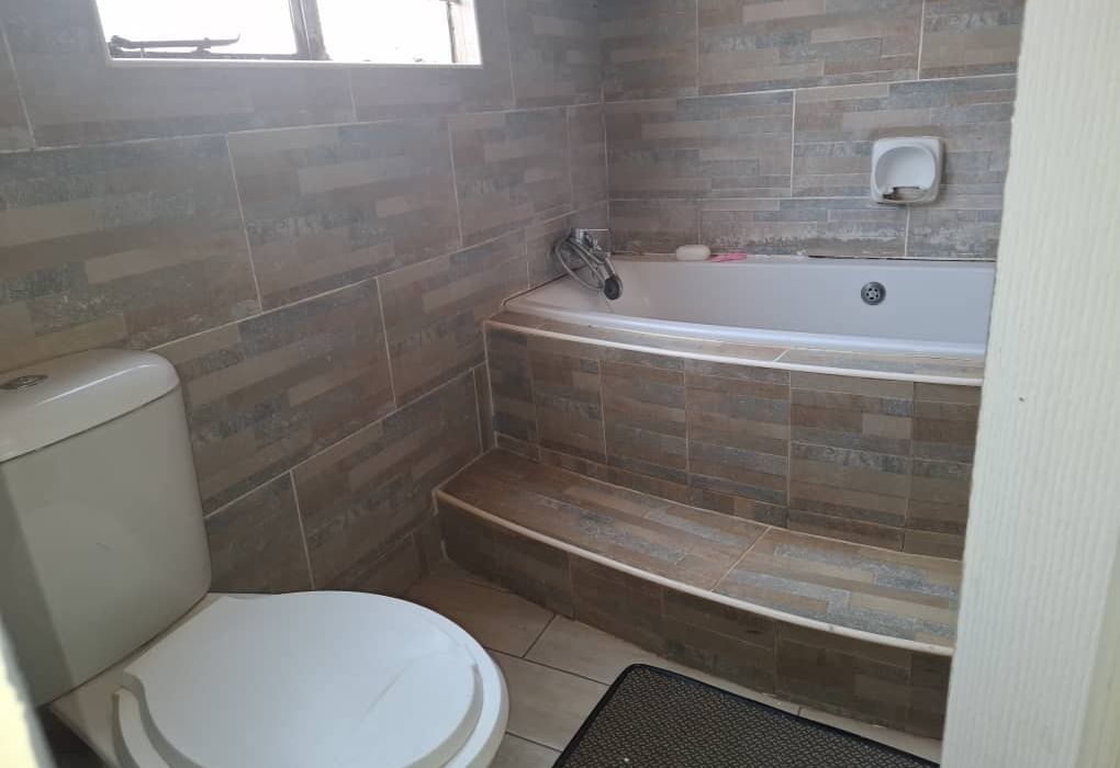 5 Bedroom House in Granary, Phase 3 for Sale 