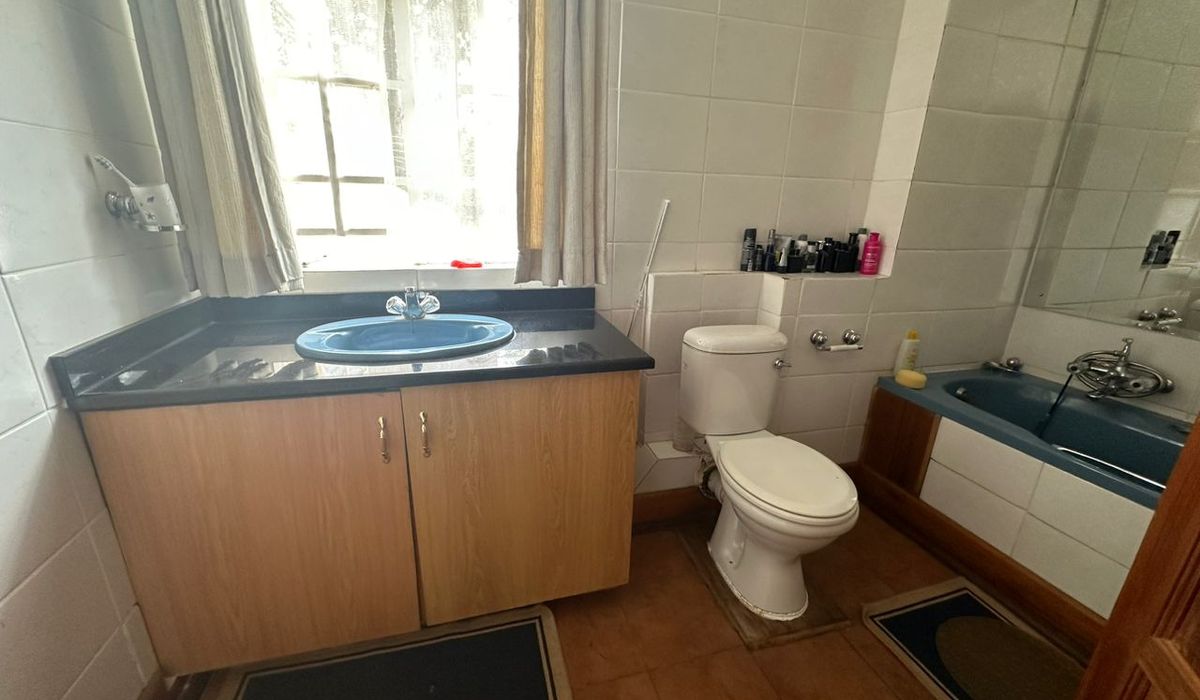 5 Bedroom House in Marlborough for Sale 