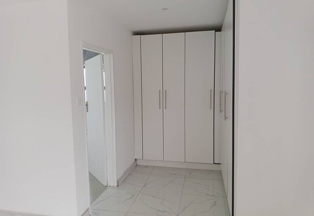 5 Bedroom House in Mount Pleasant Heights, Phase 2 for Sale 