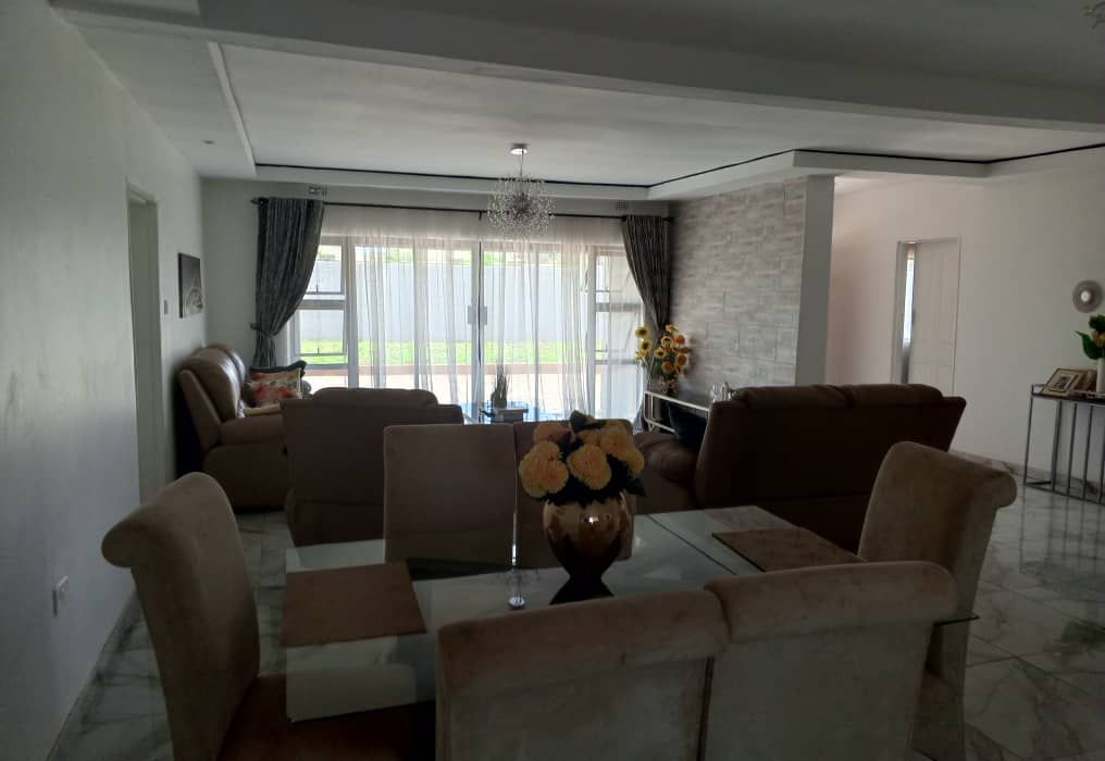 5 Bedroom House in Mount Pleasant Heights, Phase 2 for Sale 