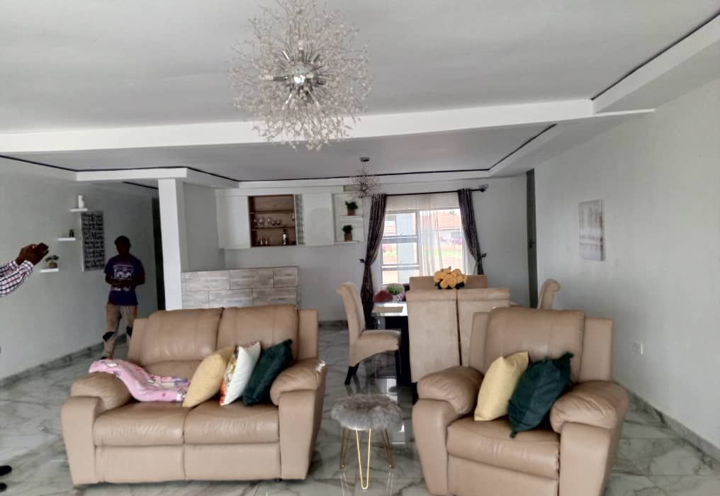 5 Bedroom House in Mount Pleasant Heights, Phase 2 for Sale 