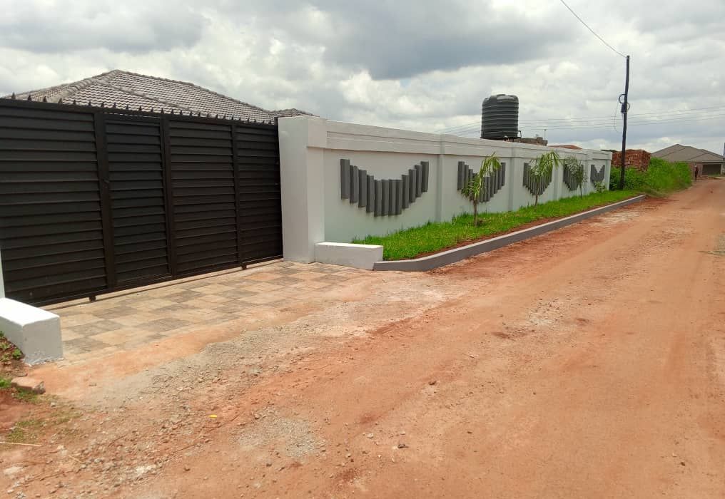 5 Bedroom House in Mount Pleasant Heights, Phase 2 for Sale 