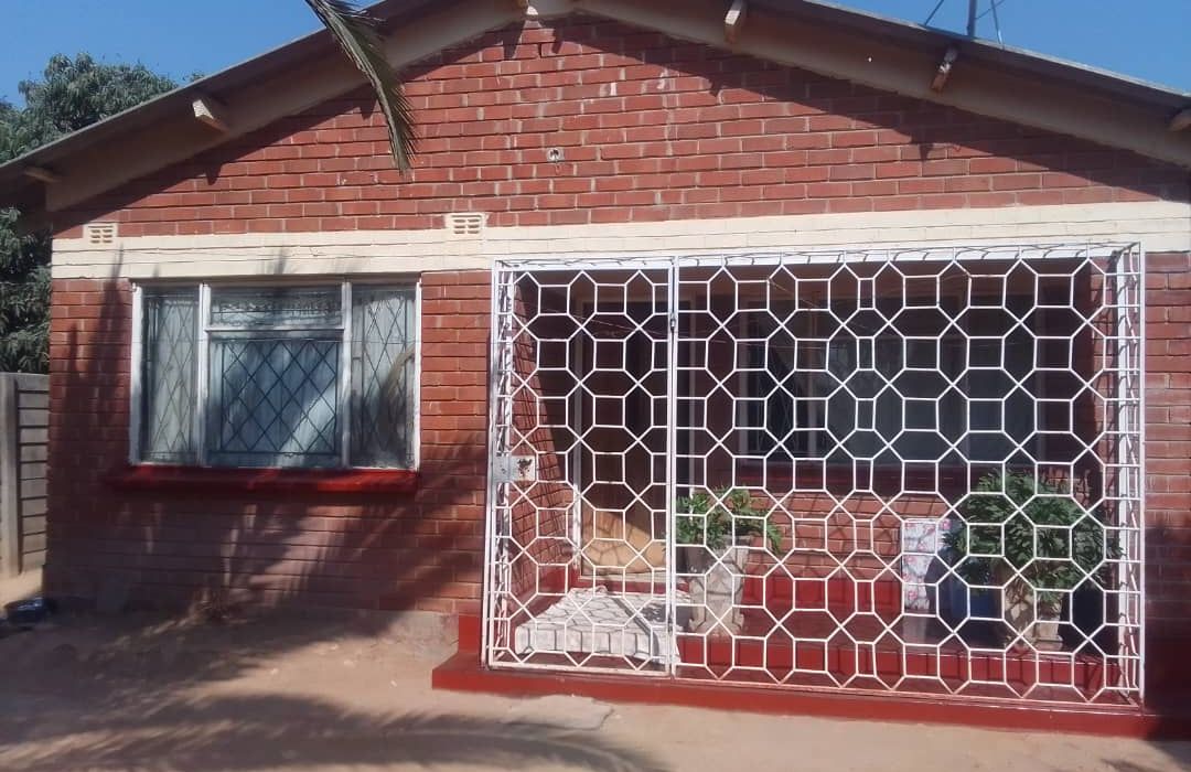 5 Bedroom House in Unit M Seke