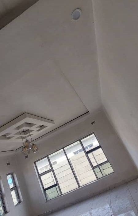 5 Bedroom House in Waterfalls Shortstone 