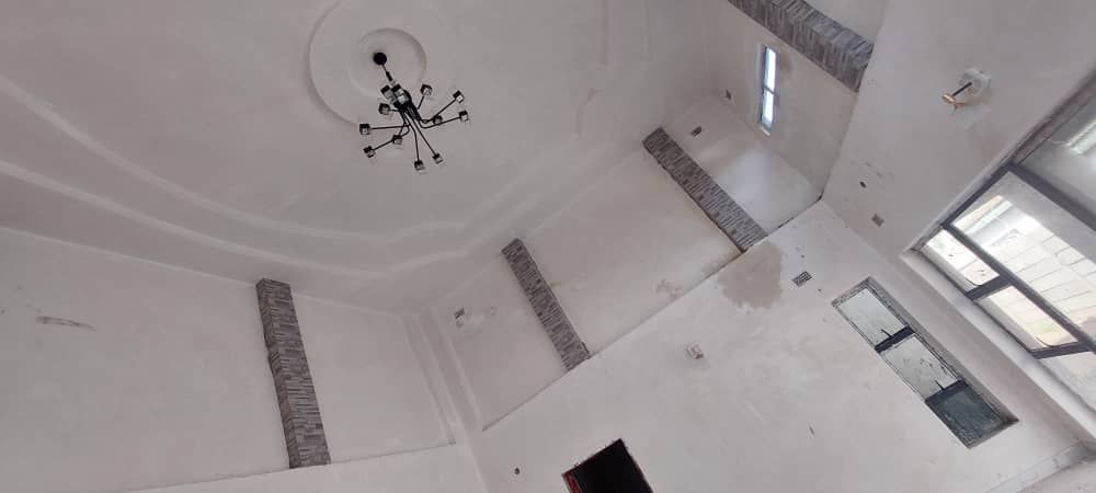5 Bedroom House in Waterfalls Shortstone 