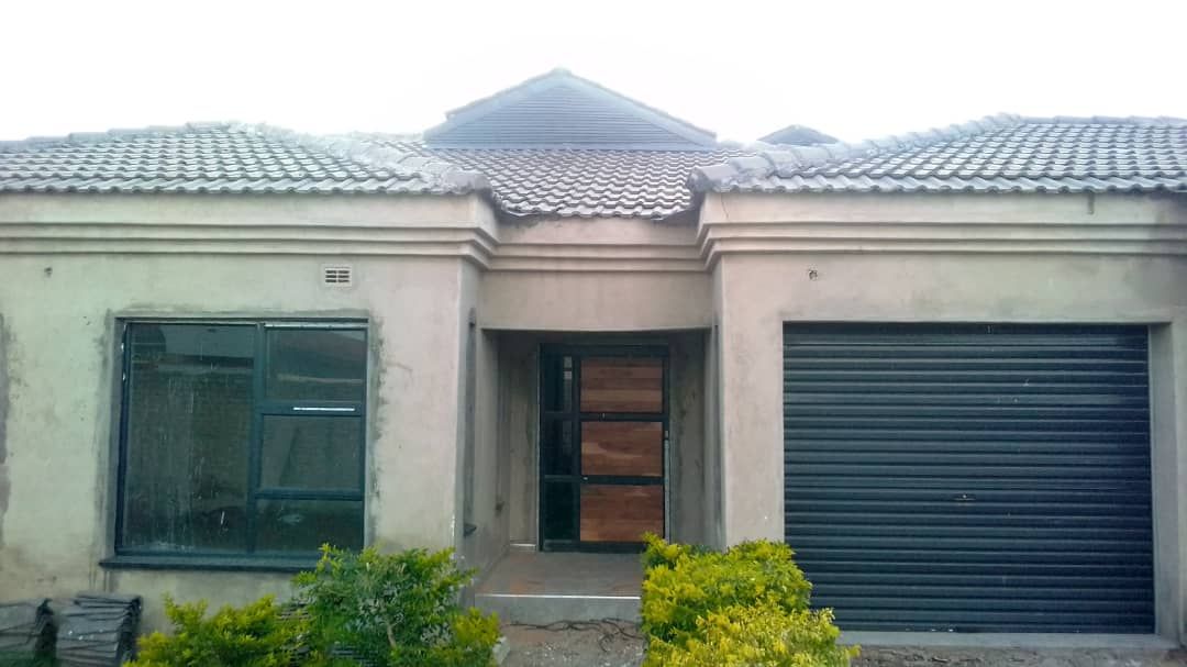 5 Bedroom House in Waterfalls Shortstone 