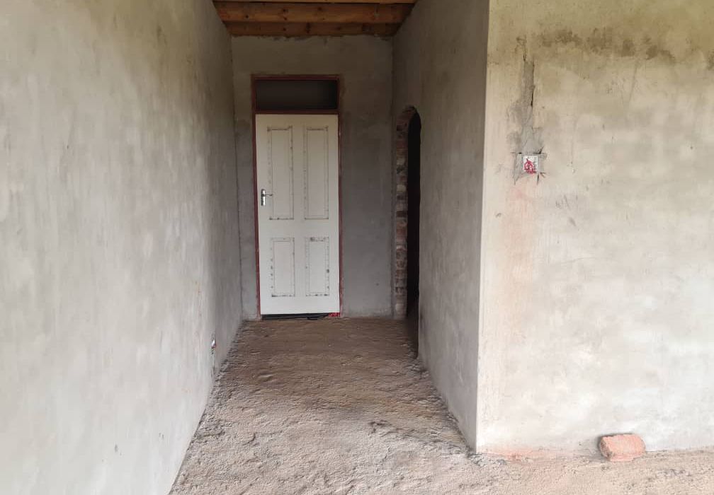 5 bedroom incomplete house in Mount Pleasant Heights 