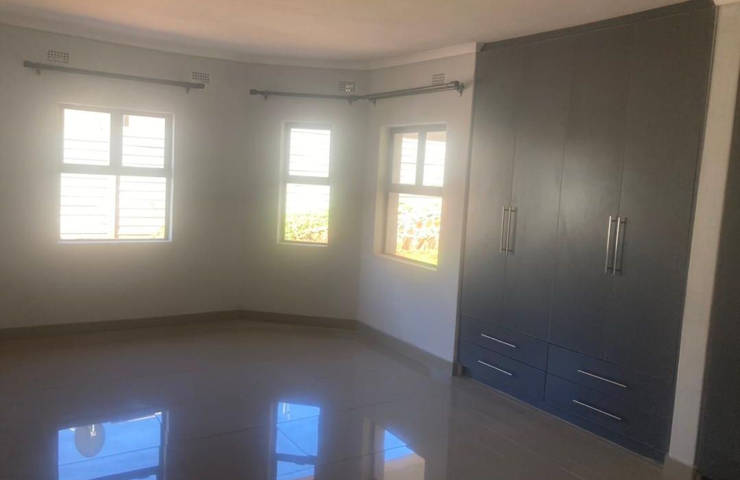 5 Bedroomed House for Rent in Borrowdale Brookview 