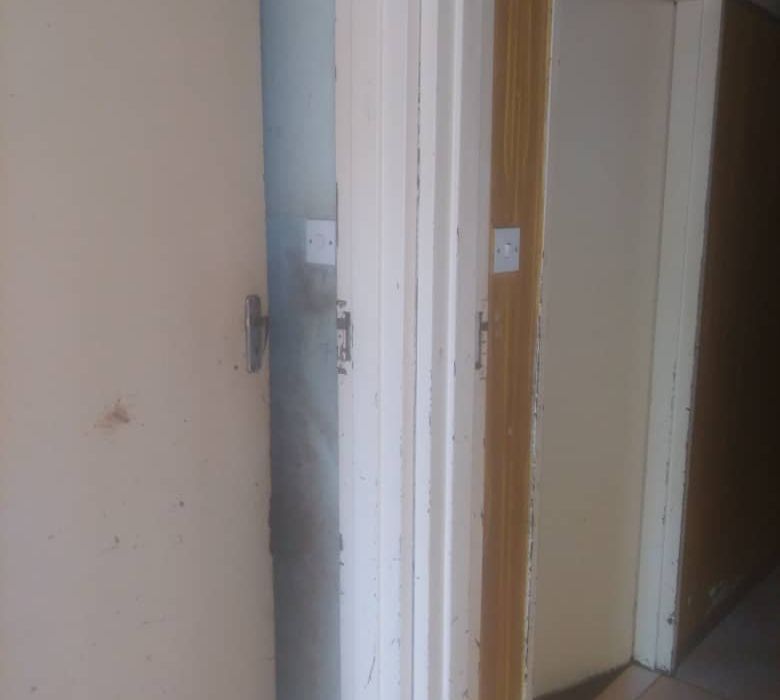 5 beds for sale in Budiriro 2