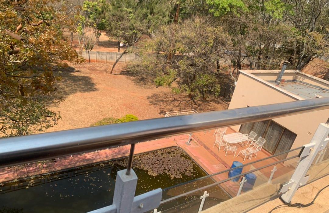 6 Bedroom, 3 Storey House for Sale in Glen Lorne 