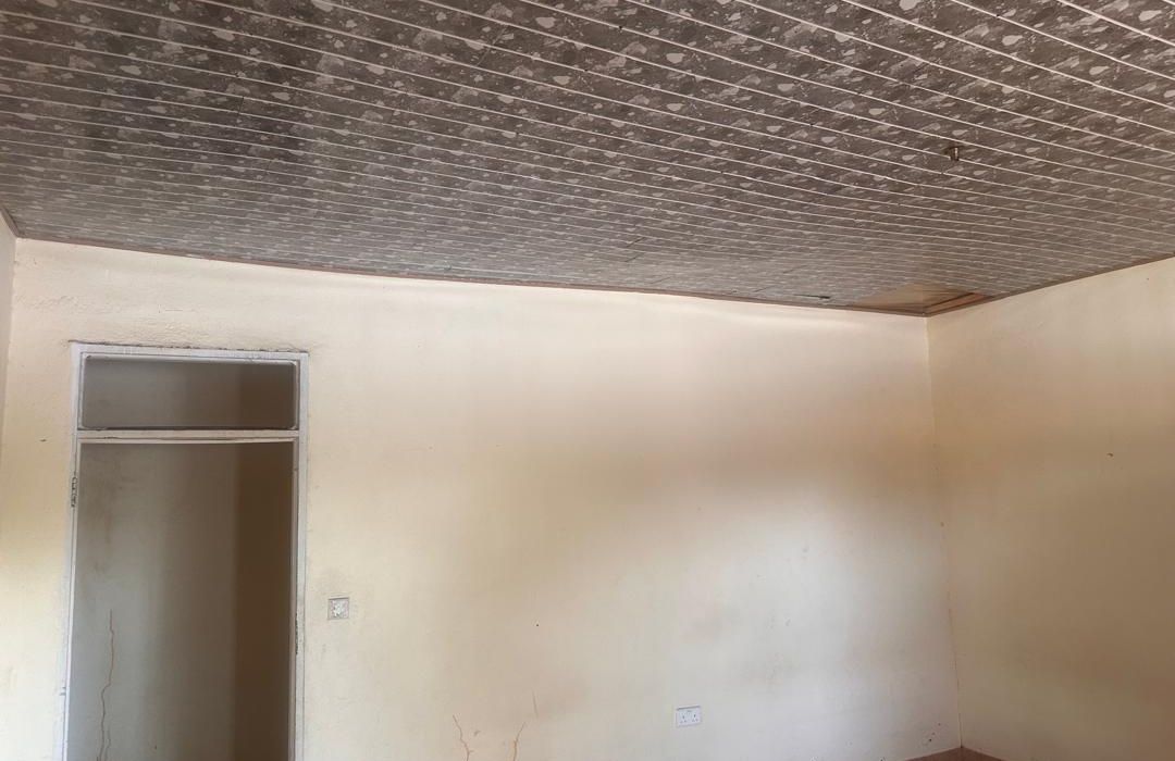 6 Bedroom Double Storey House for Rent in Norton Nharira Views