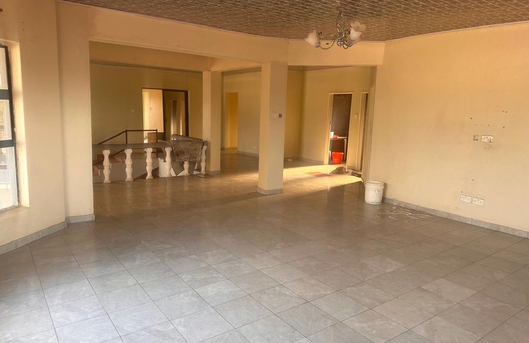 6 Bedroom Double Storey House for Rent in Norton Nharira Views