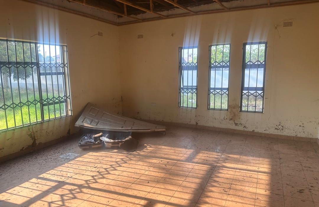 6 Bedroom Double Storey House for Rent in Norton Nharira Views