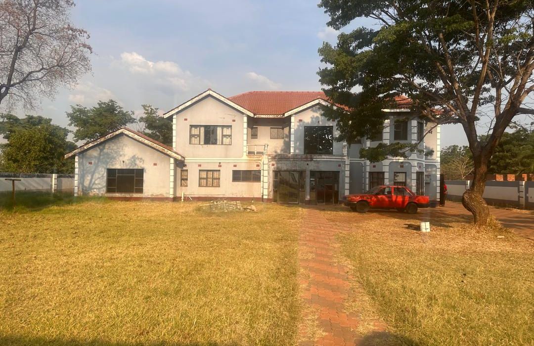 6 Bedroom Double Storey House for Rent in Norton Nharira Views