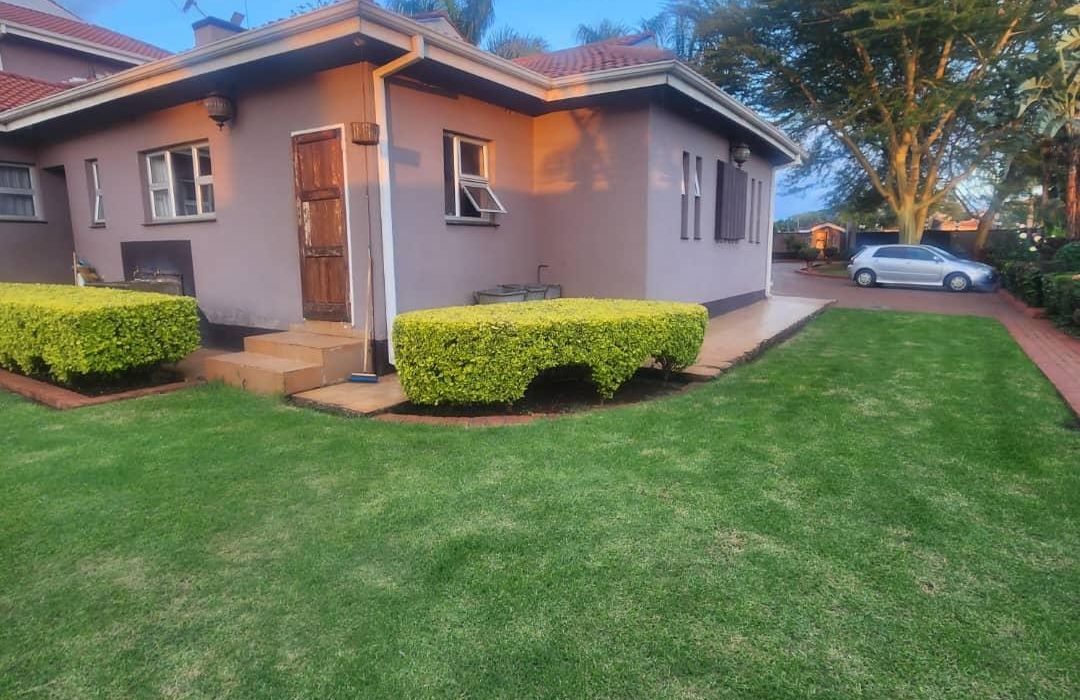 6 Bedroom Double Storey House for Sale in Gletwin, Chishawasha 