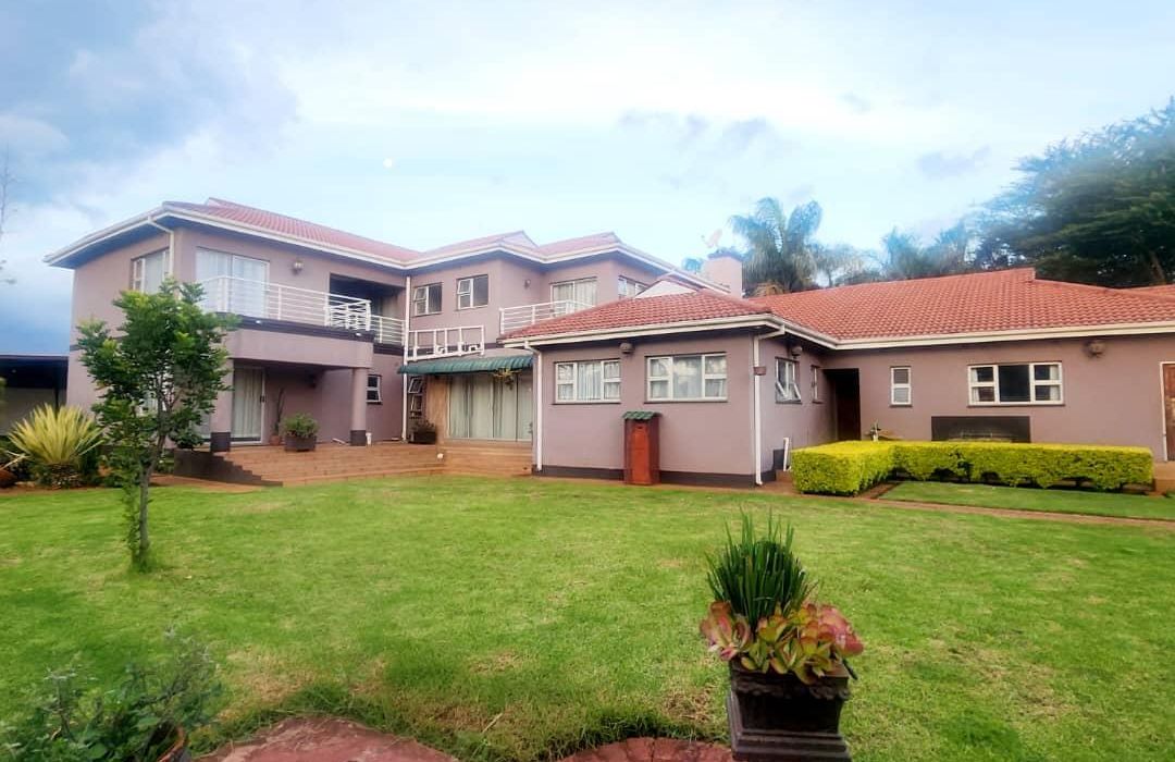 6 Bedroom Double Storey House for Sale in Gletwin, Chishawasha 