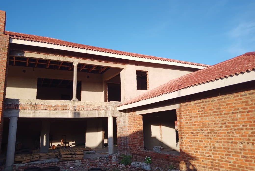 6 Bedroom Double Storey in Rydale Ridge 