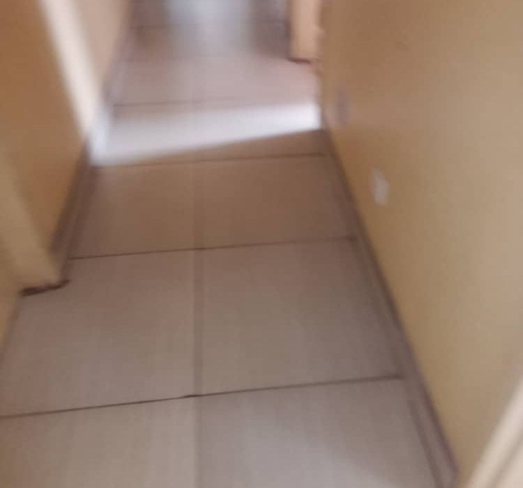 6 bedroom House for Sale in Marimba Park 