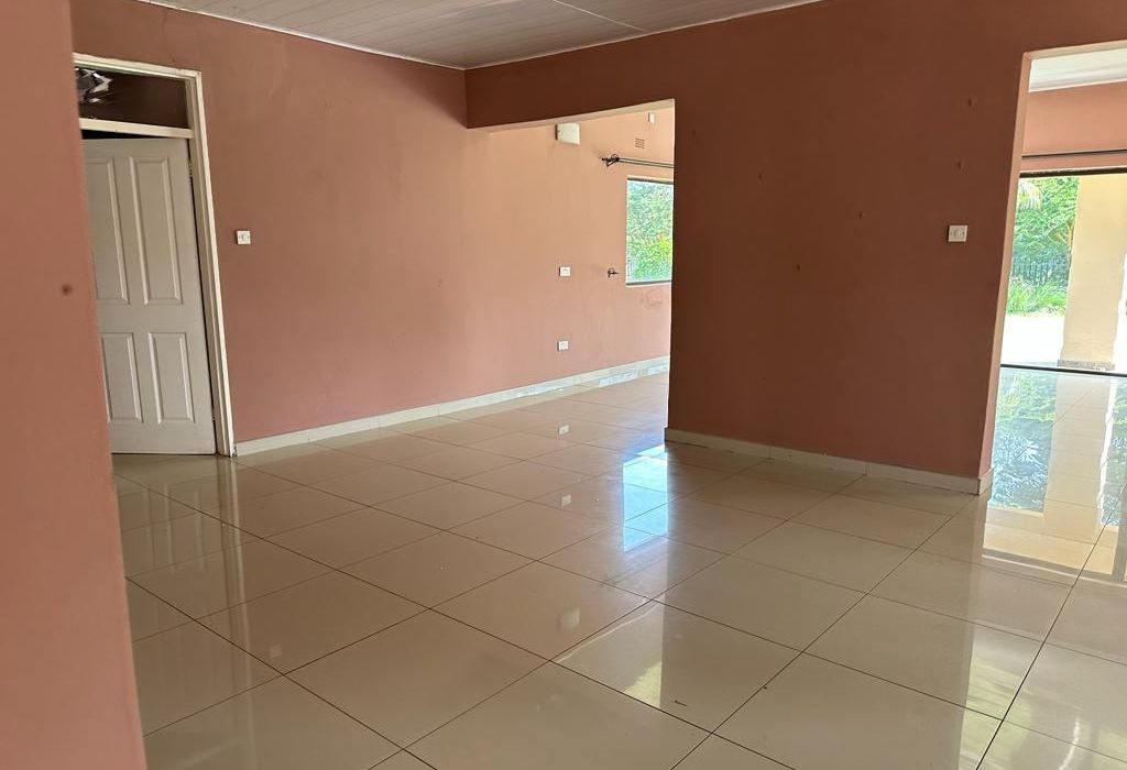 6 Bedroom House for Sale in Shawasha Hills 