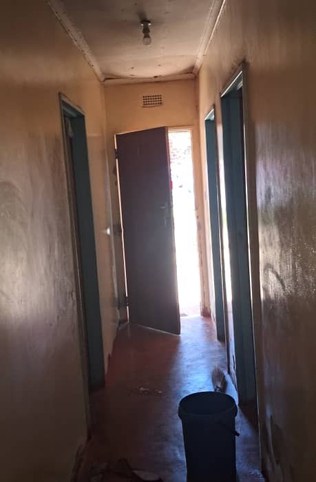 6 Bedroom House in Budiriro 1 for Sale 