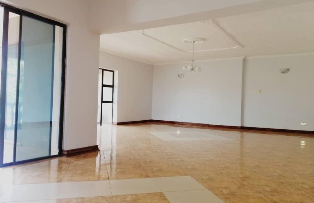 6 bedroom house in Gletwin, Shawasha for Sale  