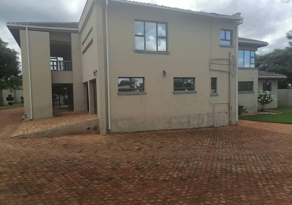 6 bedroom house in Gletwin, Shawasha for Sale  