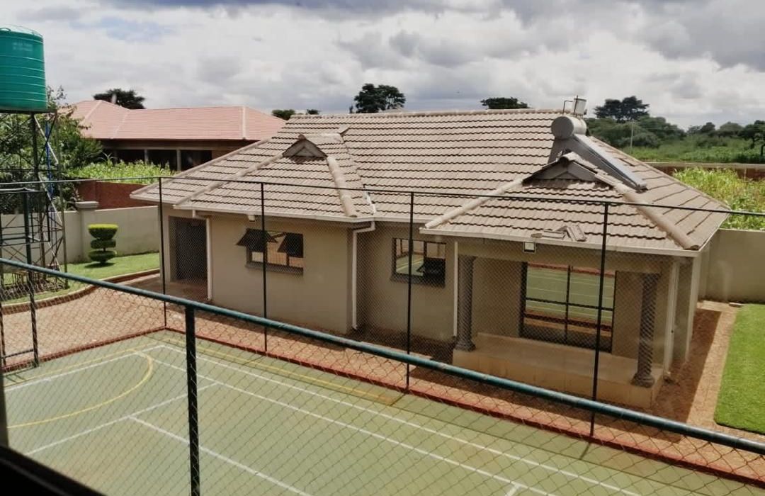 6 bedroom house in Gletwin, Shawasha for Sale  