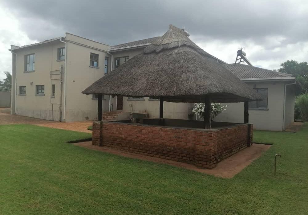 6 bedroom house in Gletwin, Shawasha for Sale  