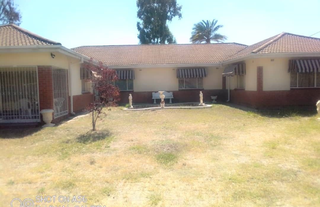 6 Bedroom House to Let in Waterfalls 