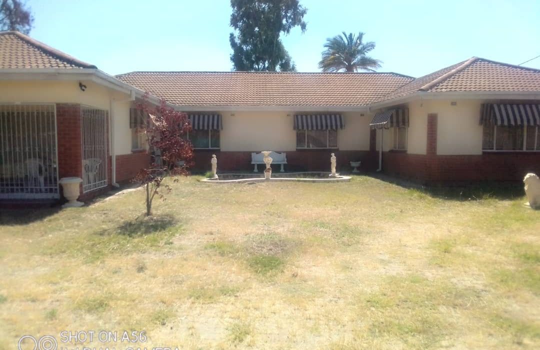 6 Bedroom House to Let in Waterfalls 