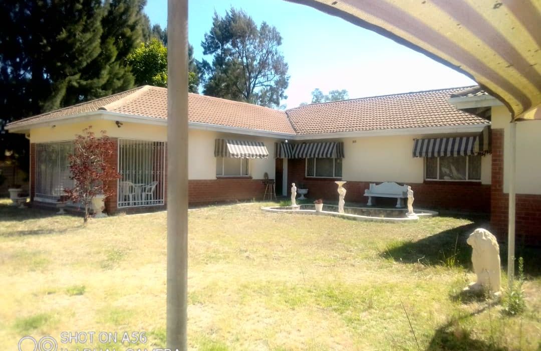 6 Bedroom House to Let in Waterfalls 