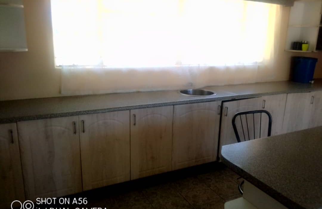 6 Bedroom House to Let in Waterfalls 
