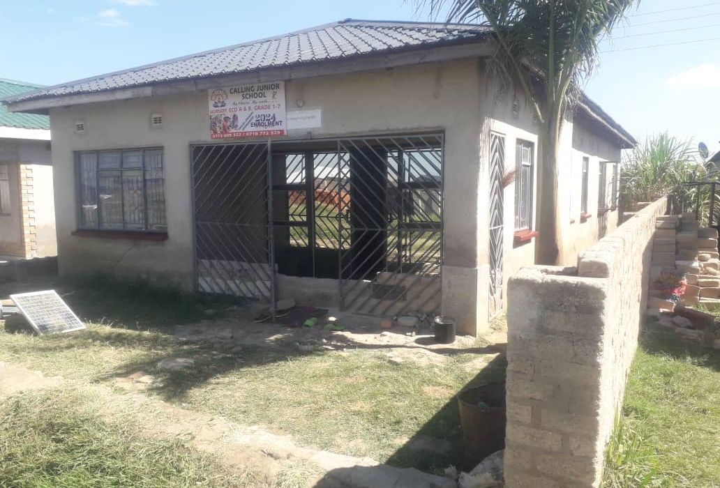 6 Room House for Sale in Chitungwiza Unit O
