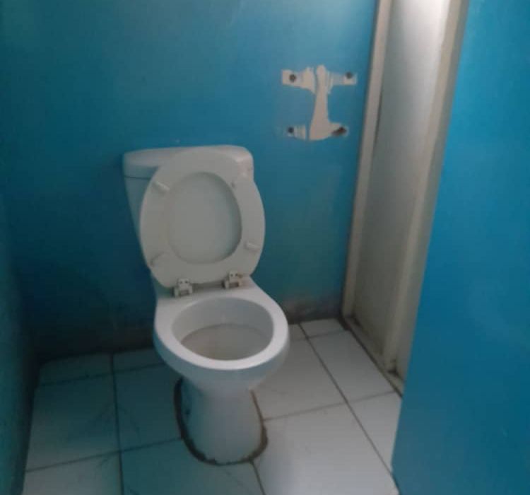 6 Room House in Glenview 1 for Sale 