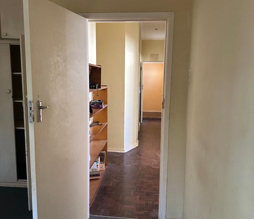 8 Bedroom House in Mount Pleasant for Sale 