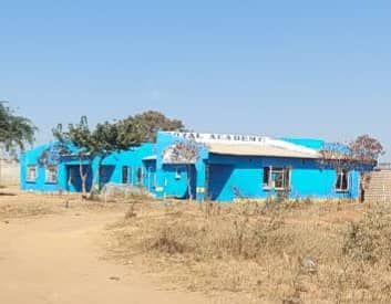 9 Bedroom House for Sale in Ziko, Chitungwiza