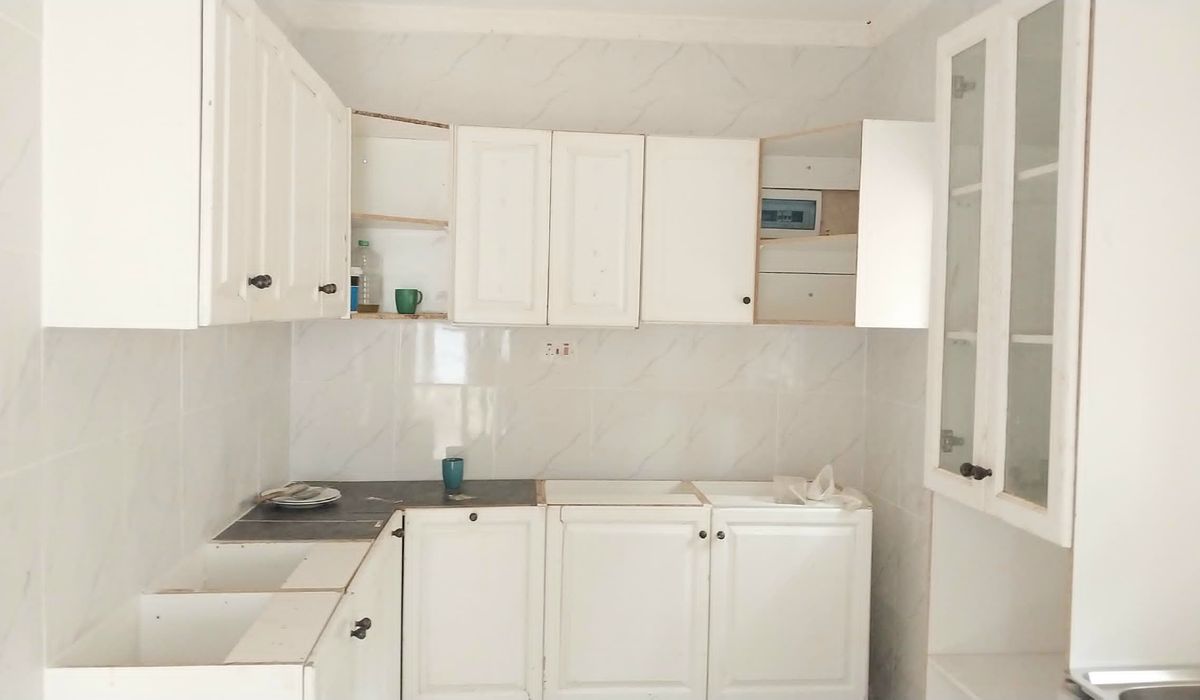 9 Bedroomed House in Philadelphia for Sale 
