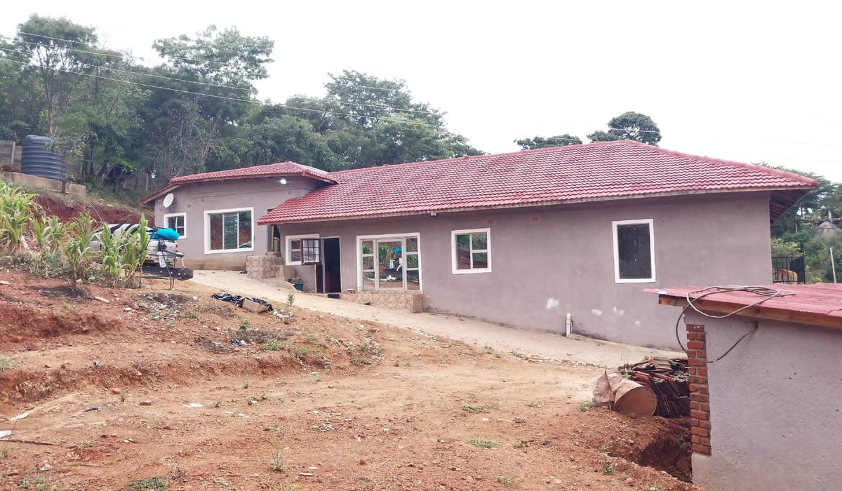9 Bedroomed House in Philadelphia for Sale 