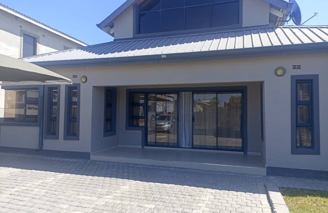 Arlington Fully Furnished House To Let