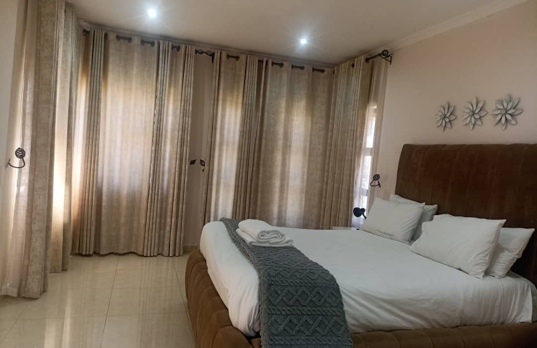 Arlington Fully Furnished House To Let