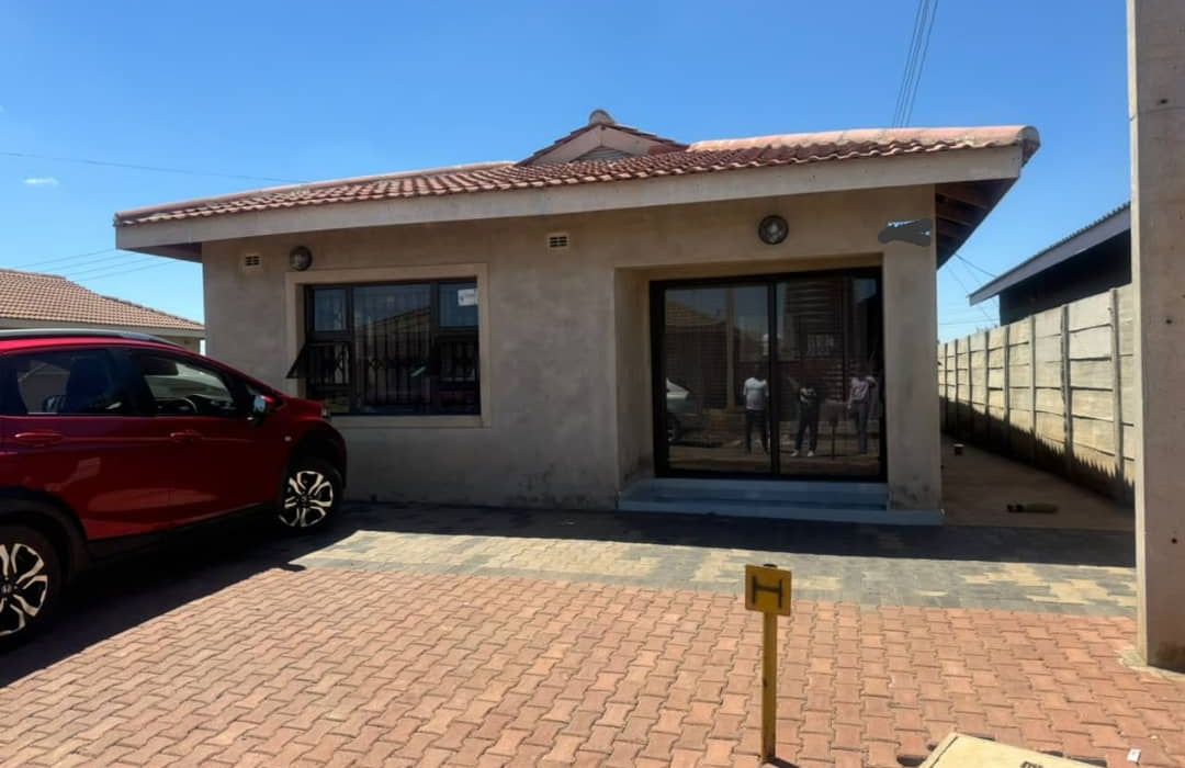 Aspindale Park 4 beds