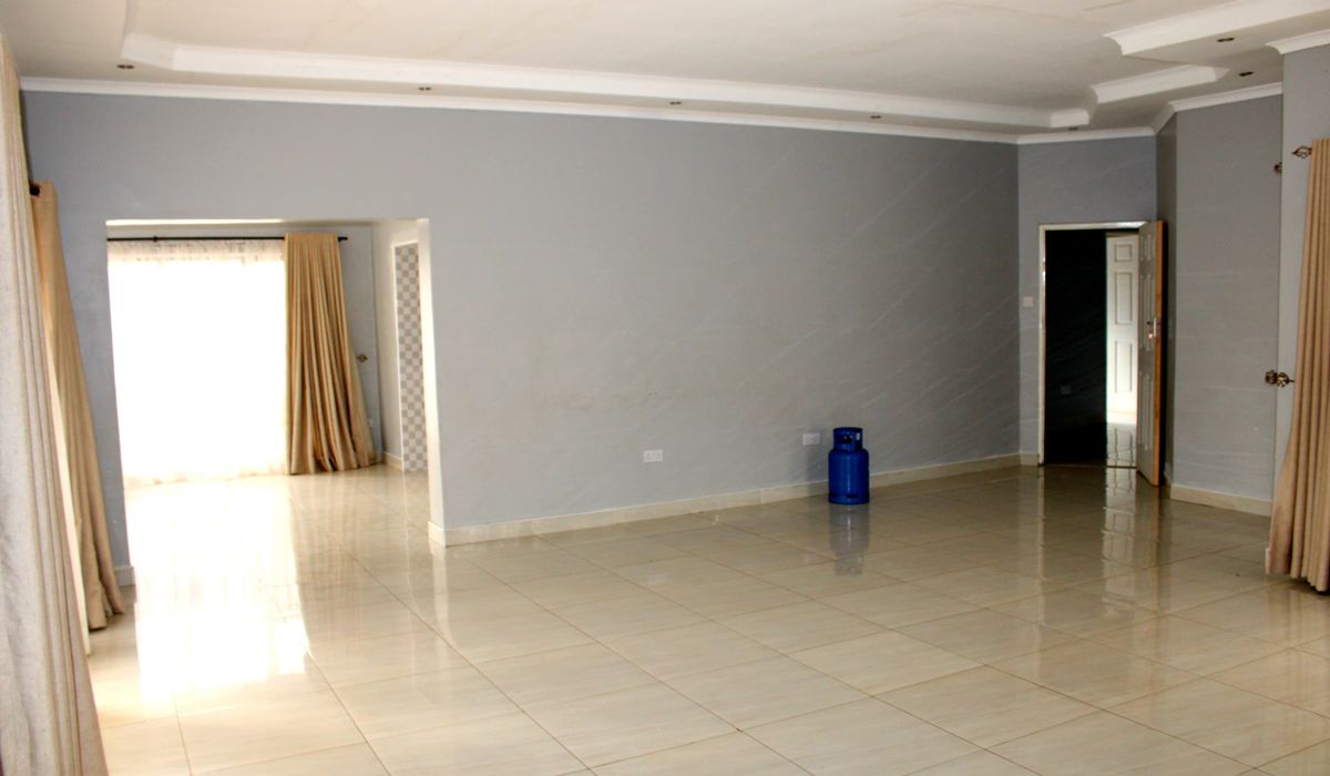 Beautifully Renovated House For Sale In Cranborne